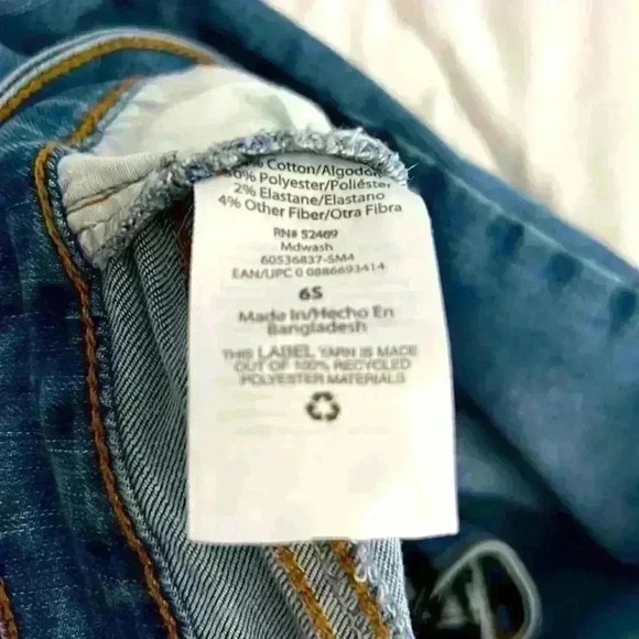 Sofia Jeans Rosa Hi Rise Curvy Ankle destructed hem midwash size 6S chic dress - Picture 7 of 16